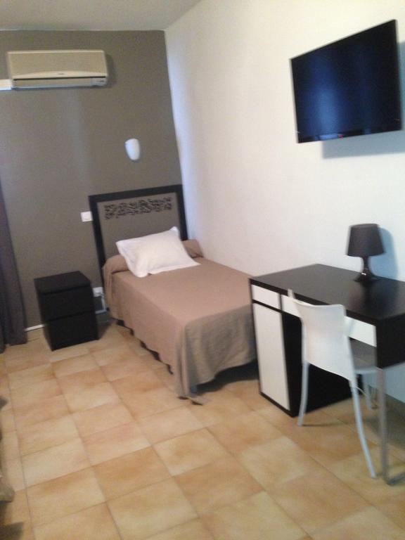 Hotel Alexandre 1Er Marseille Room photo